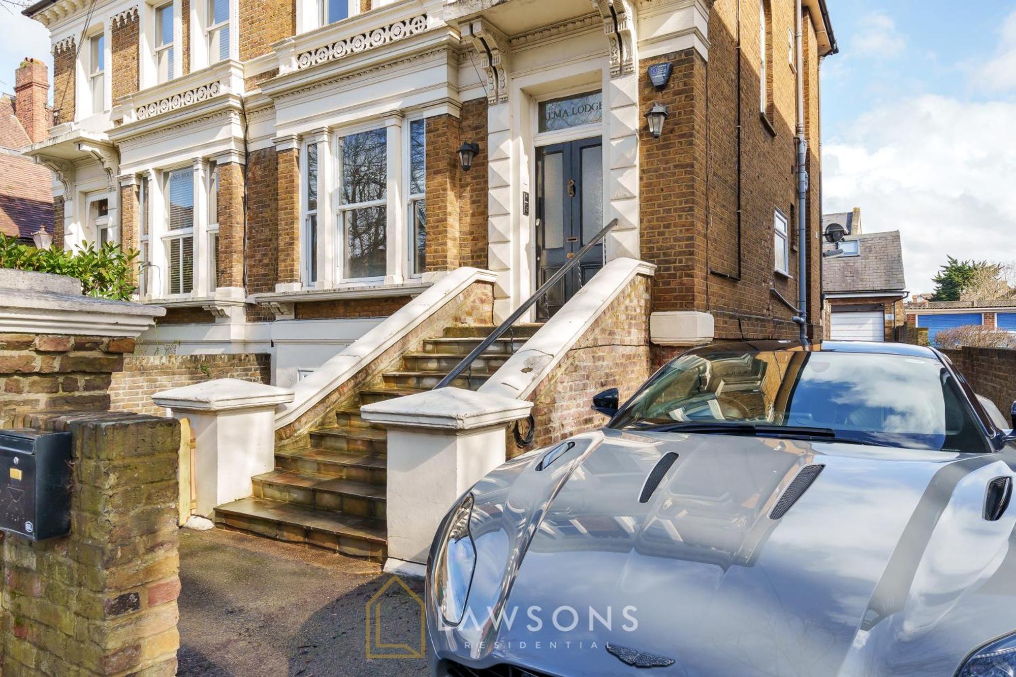 شقة Loft Living By Lawsons With Parking ويندسور المظهر الخارجي الصورة